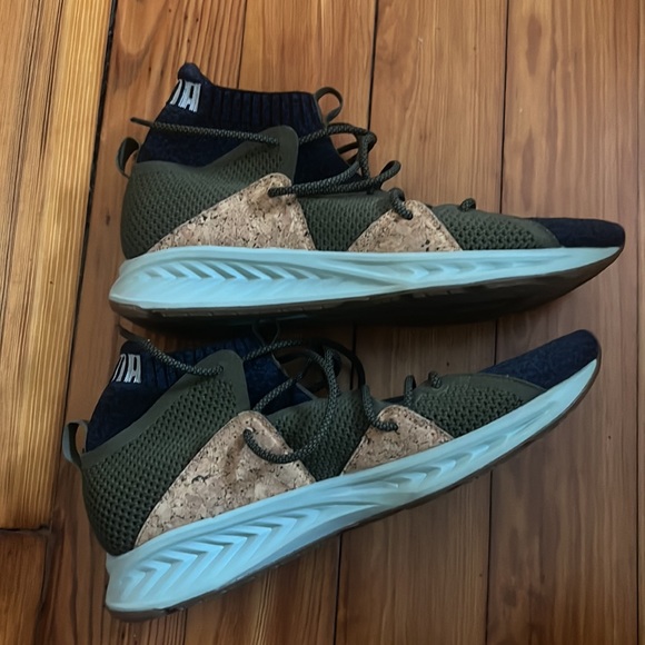 Puma men’s 10 sneaker - Picture 4 of 6